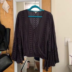 AE bell sleeved top